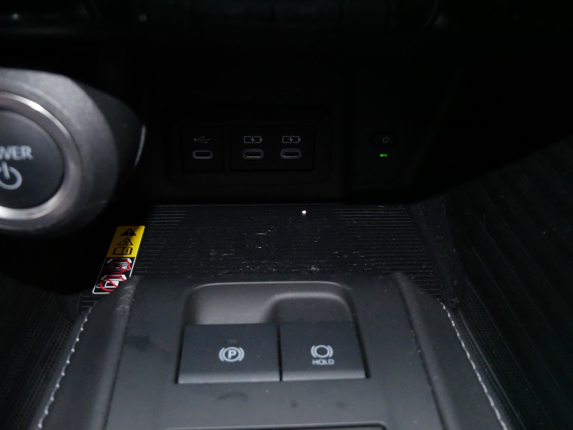 Used 2024 Toyota Venza XLE AWD/4WD image 28