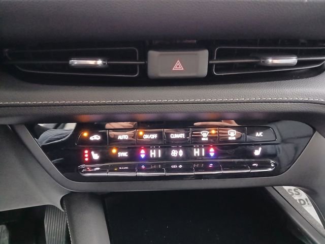 Certified 2023 Buick Envision Essence image 22