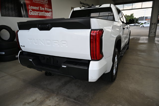 Used 2023 Toyota Tundra SR5 w/ SR5 Convenience Package AWD/4WD image 6