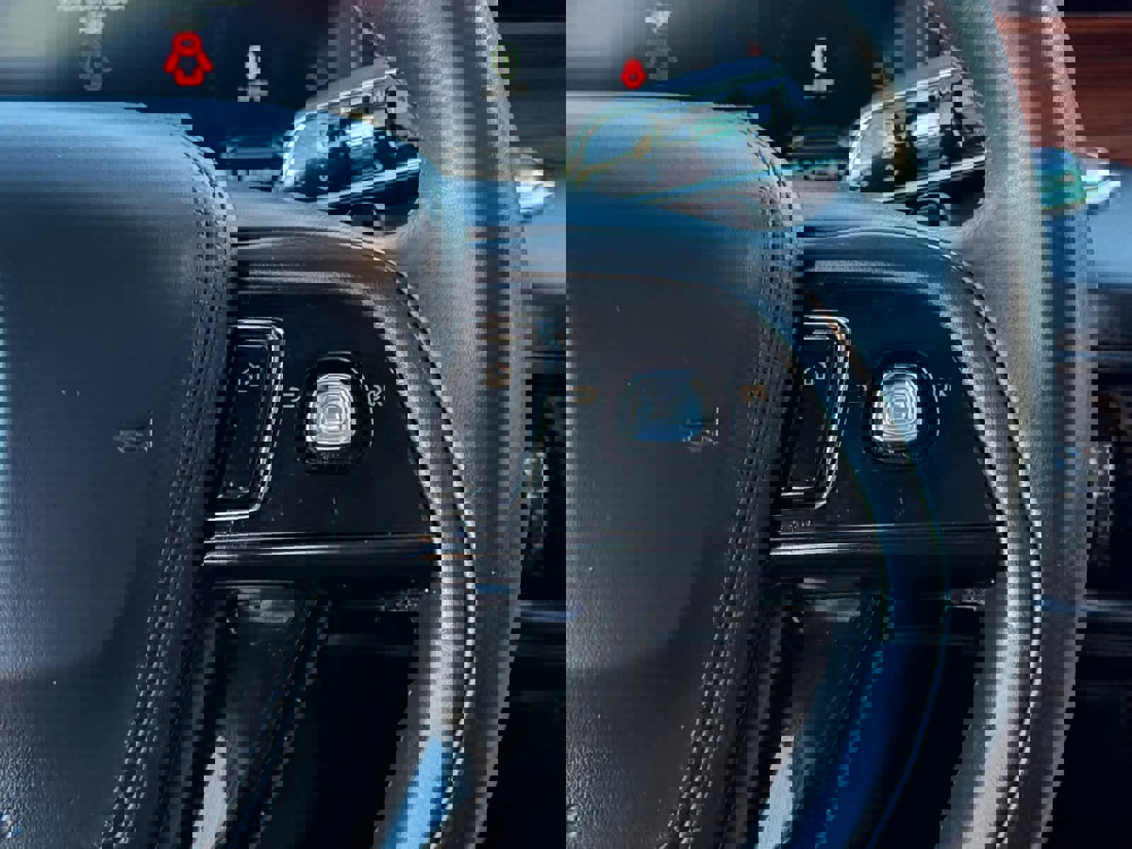 Used 2020 Lincoln Aviator Reserve w/ Equipment Group 202A image 16