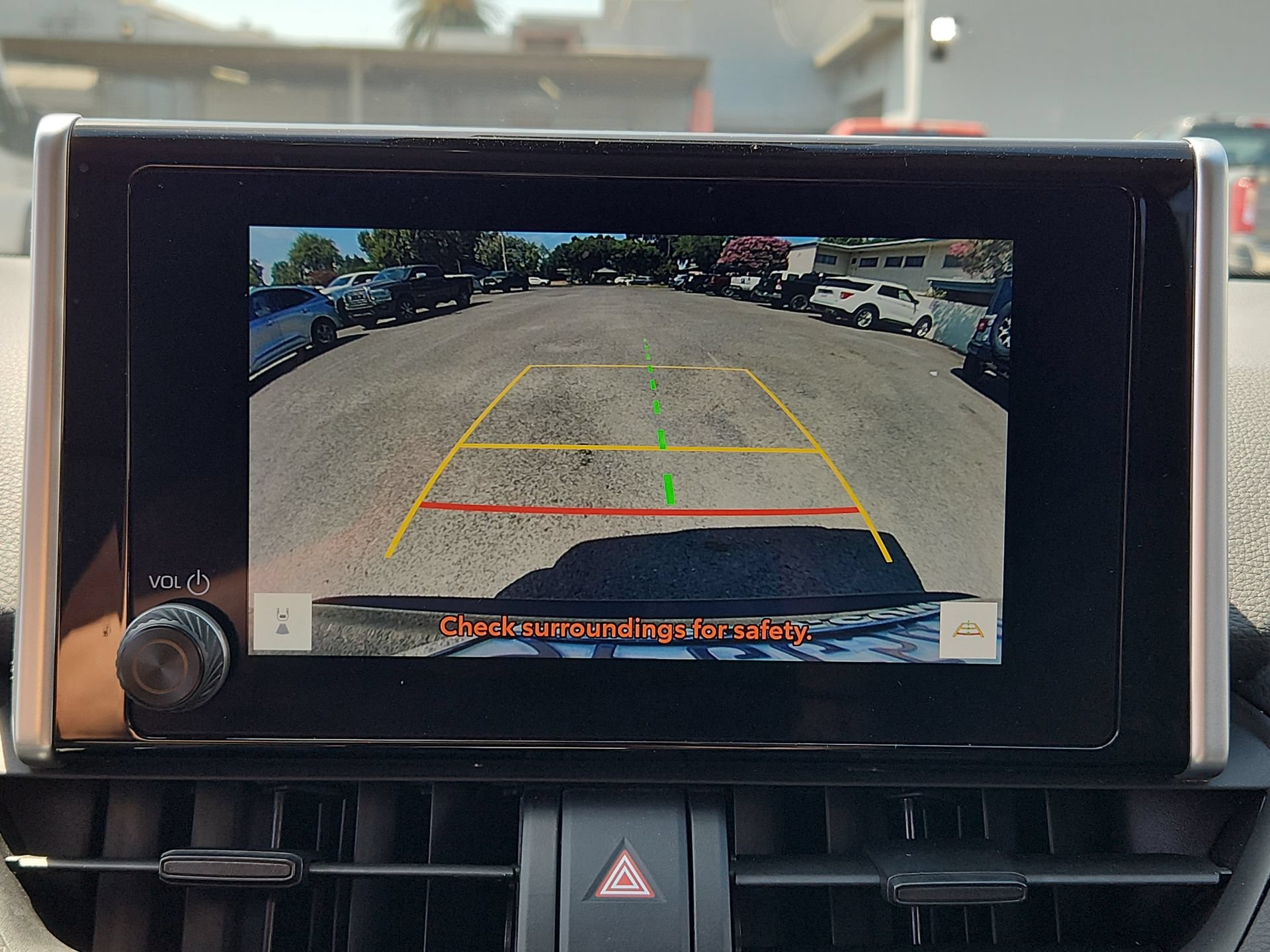 Used 2023 Toyota RAV4 LE AWD/4WD image 23