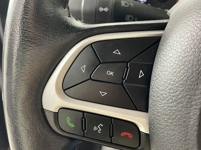 Used 2021 Jeep Renegade Latitude w/ Convenience Group image 13