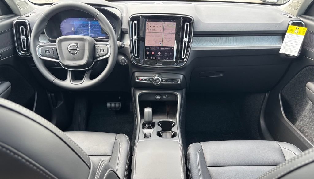 New 2026 Volvo XC40 B5 Core w/ Protection Package Premier AWD/4WD image 10