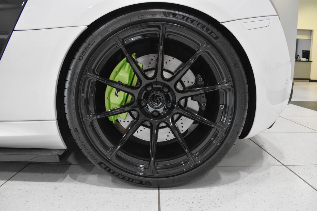 Used 2012 Audi R8 V10 AWD/4WD image 13