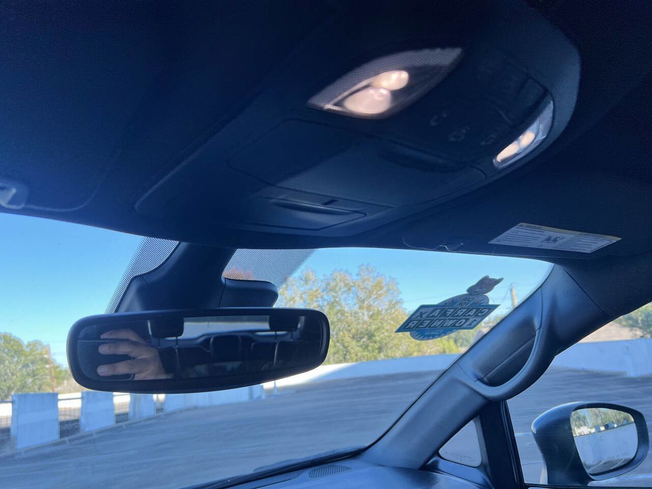 Used 2023 Chrysler Pacifica Touring-L w/ S Appearance Package image 34