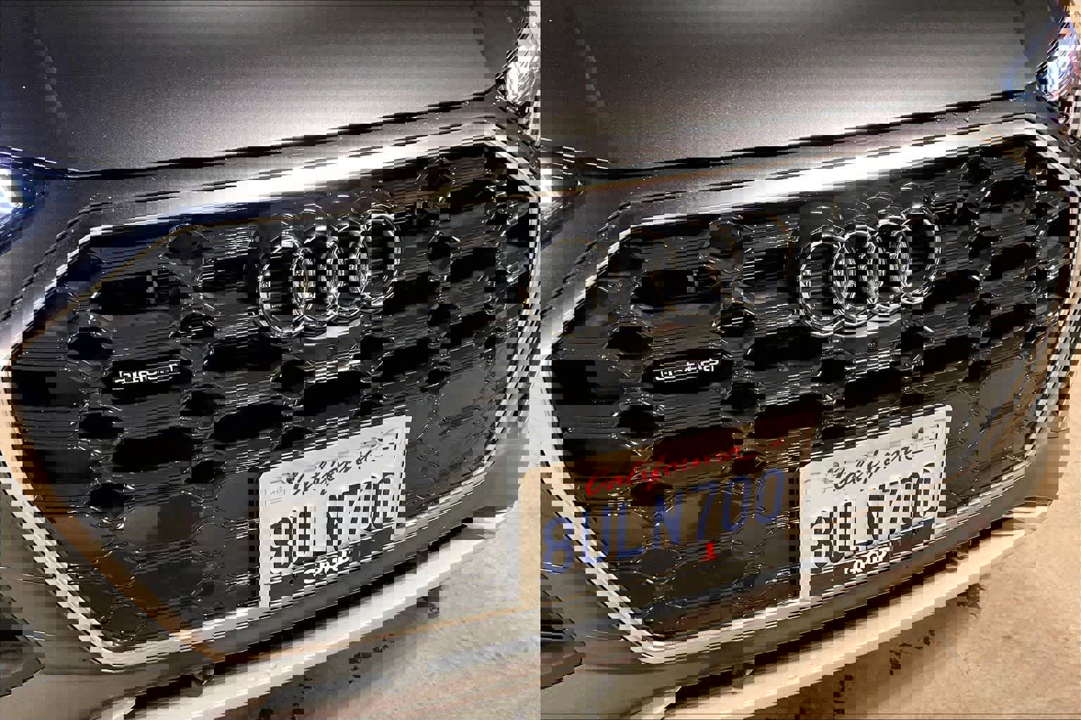 Used 2021 Audi Q5 e Prestige w/ Prestige Package image 29