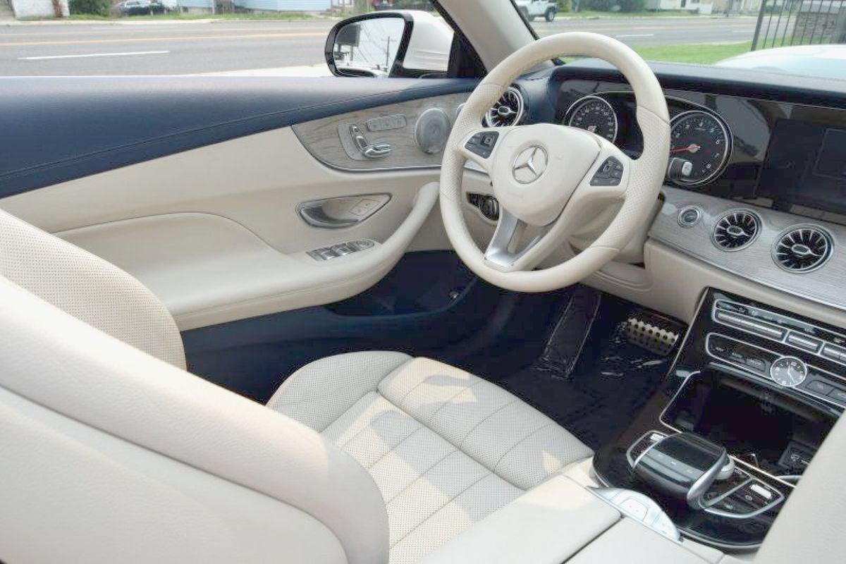Used 2018 Mercedes-Benz E 400 4MATIC Cabriolet w/ Premium 2 Package (Q02) image 23