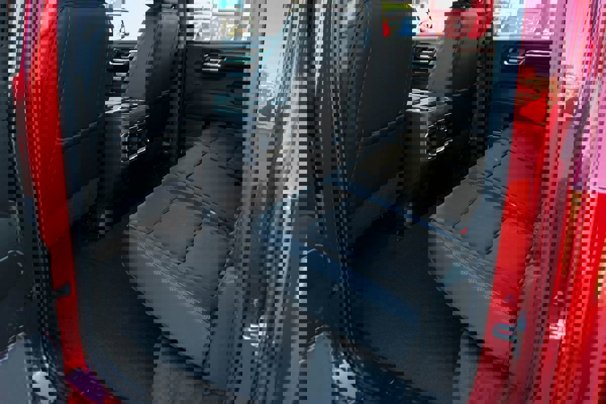 Used 2024 GMC Sierra 1500 Denali w/ Denali Reserve Package image 16