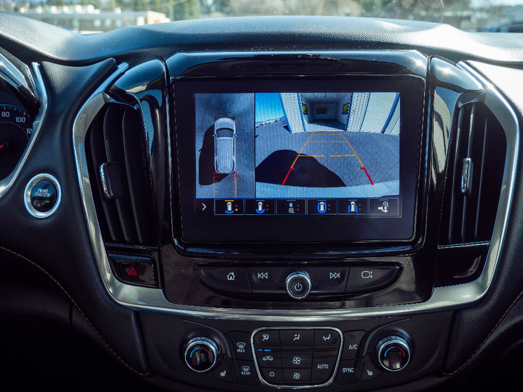 Used 2021 Chevrolet Traverse RS image 8