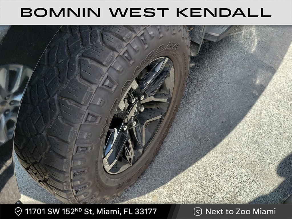 Used 2019 Chevrolet Silverado 1500 LT Trail Boss image 12