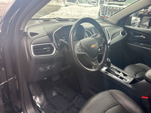 Used 2020 Chevrolet Equinox LT w/ Midnight Edition image 13
