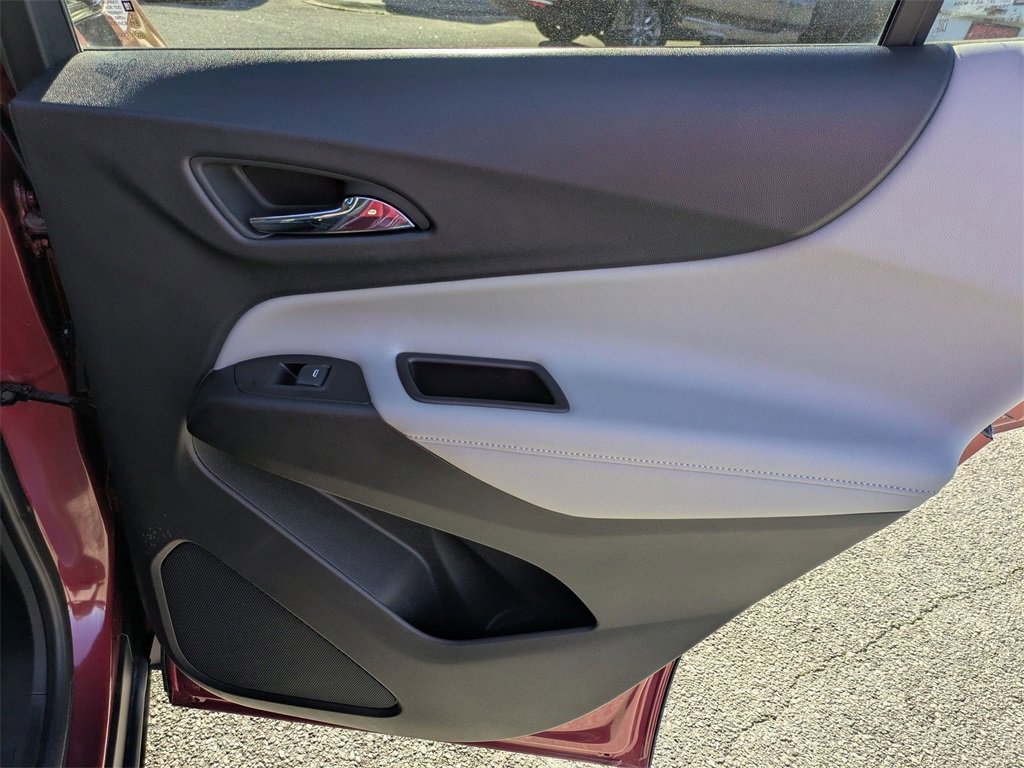 Used 2021 Chevrolet Equinox Premier image 37