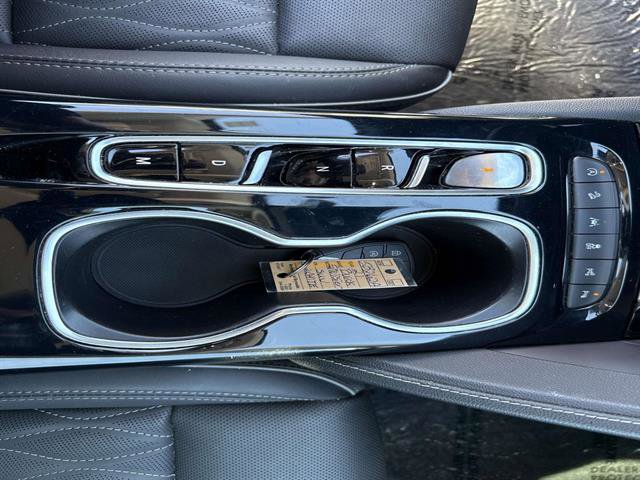 Used 2021 Buick Envision Avenir w/ Technology Package II image 26