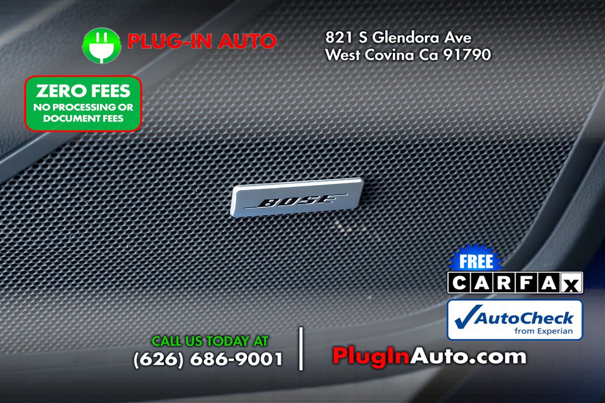 Used 2017 Chevrolet Bolt Premier w/ Driver Confidence II Package FWD image 22