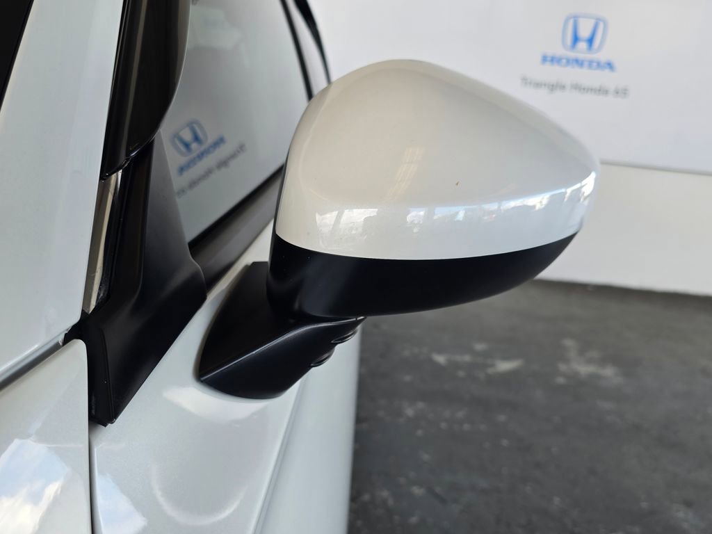 Used 2023 Honda Civic LX image 40
