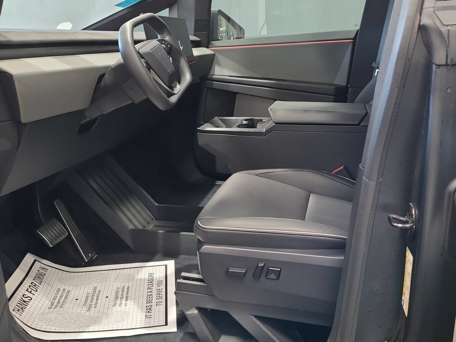 Used 2024 Tesla Cybertruck Cyberbeast AWD/4WD image 5