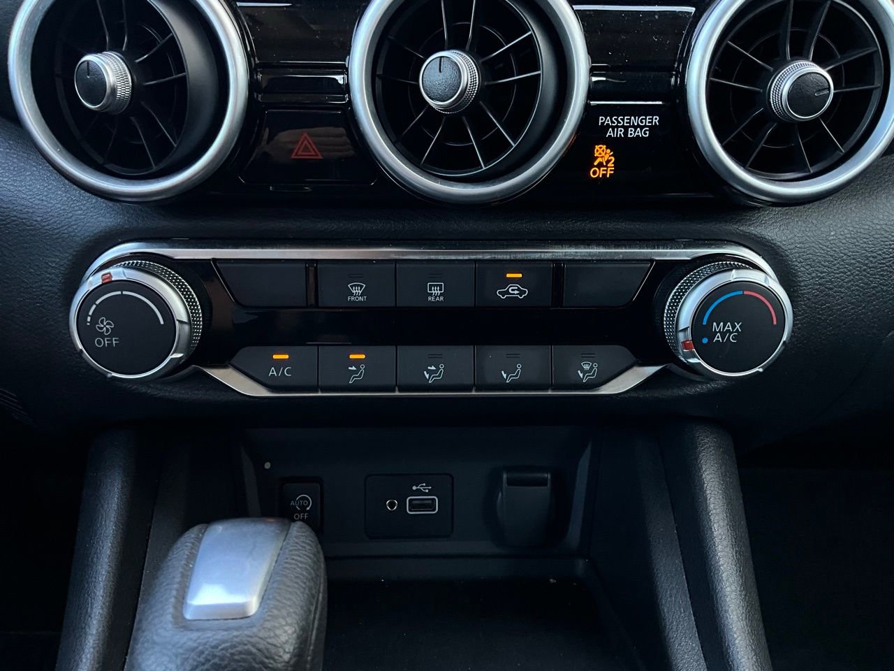 Used 2025 Nissan Sentra S image 25