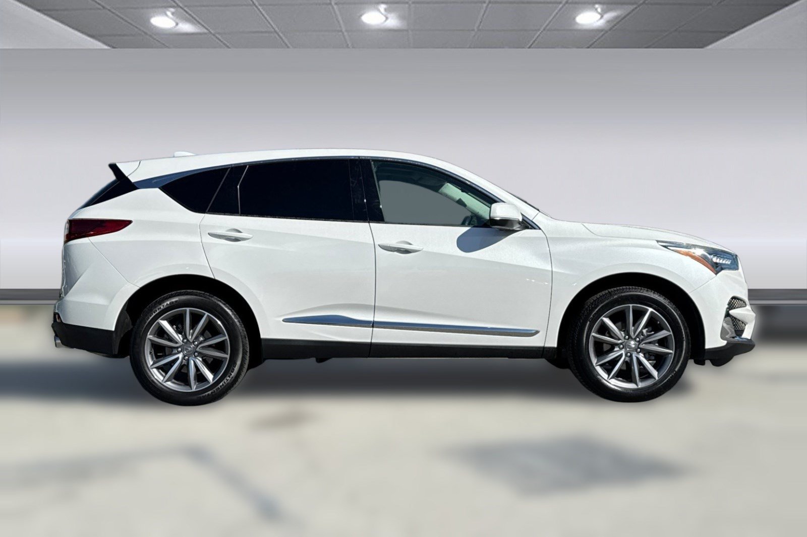 Used 2020 Acura RDX w/ Technology Package AWD/4WD image 8