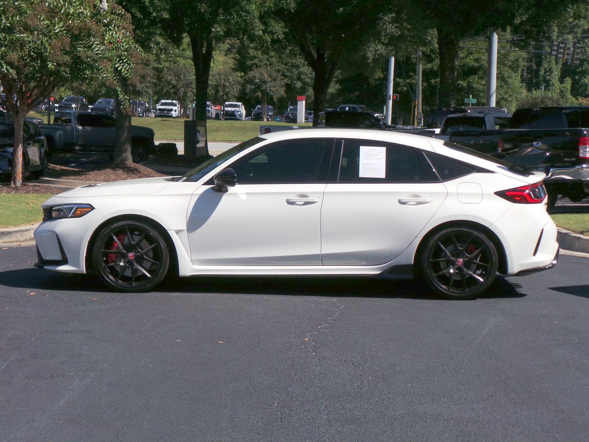 Used 2024 Honda Civic Type R image 6