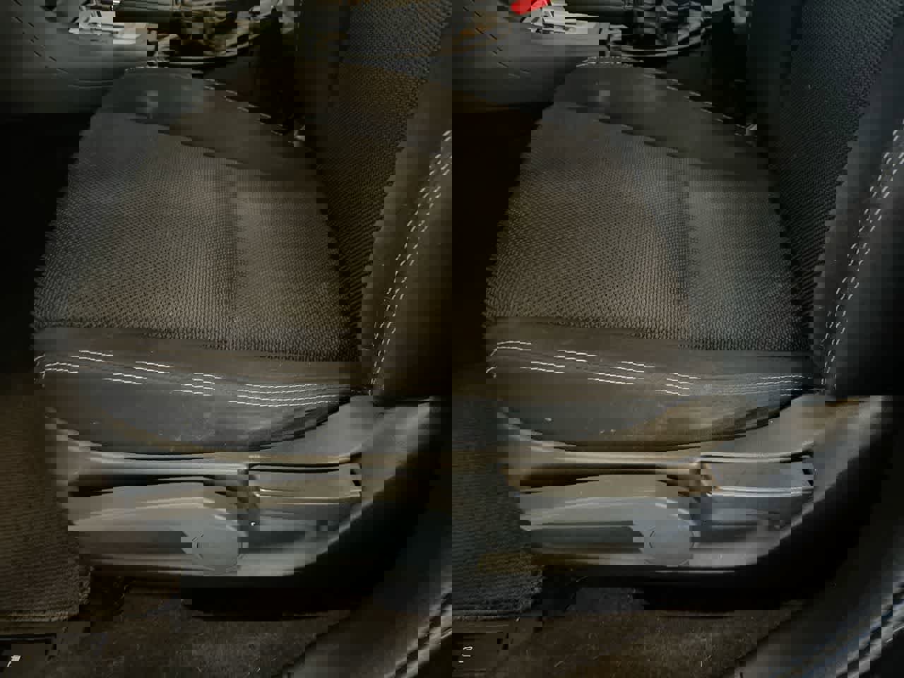 Used 2014 Subaru Crosstrek 2.0i Premium w/ Moonroof Package image 12