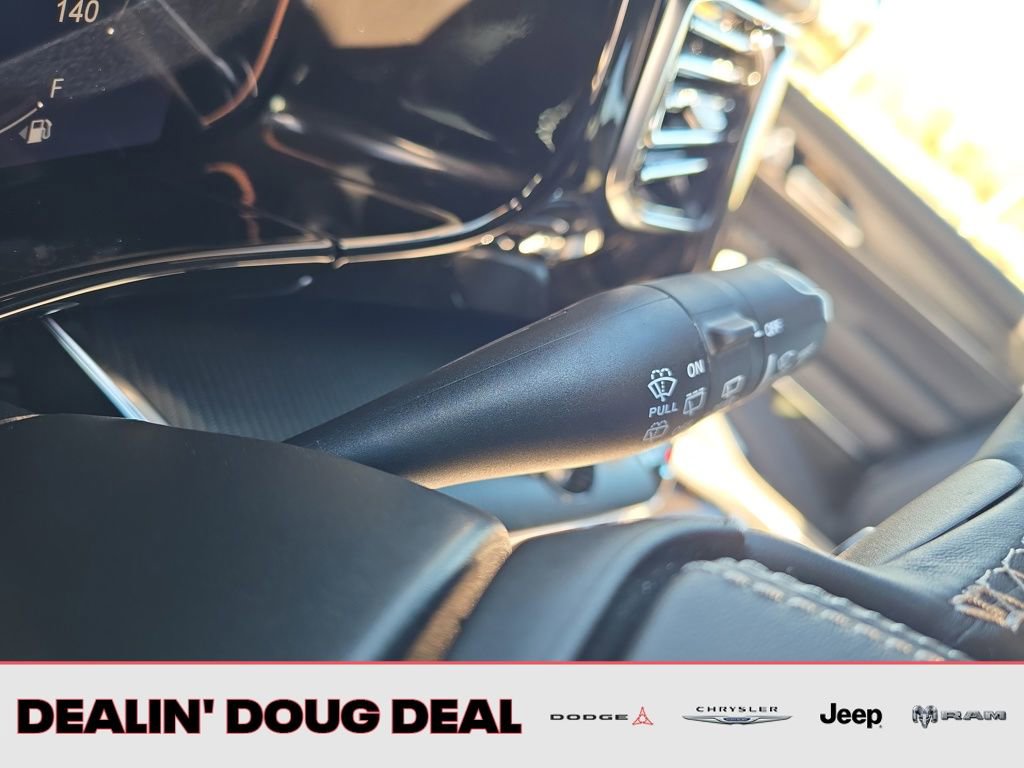 New 2026 Jeep Grand Wagoneer L Summit w/ Premium Group III image 24