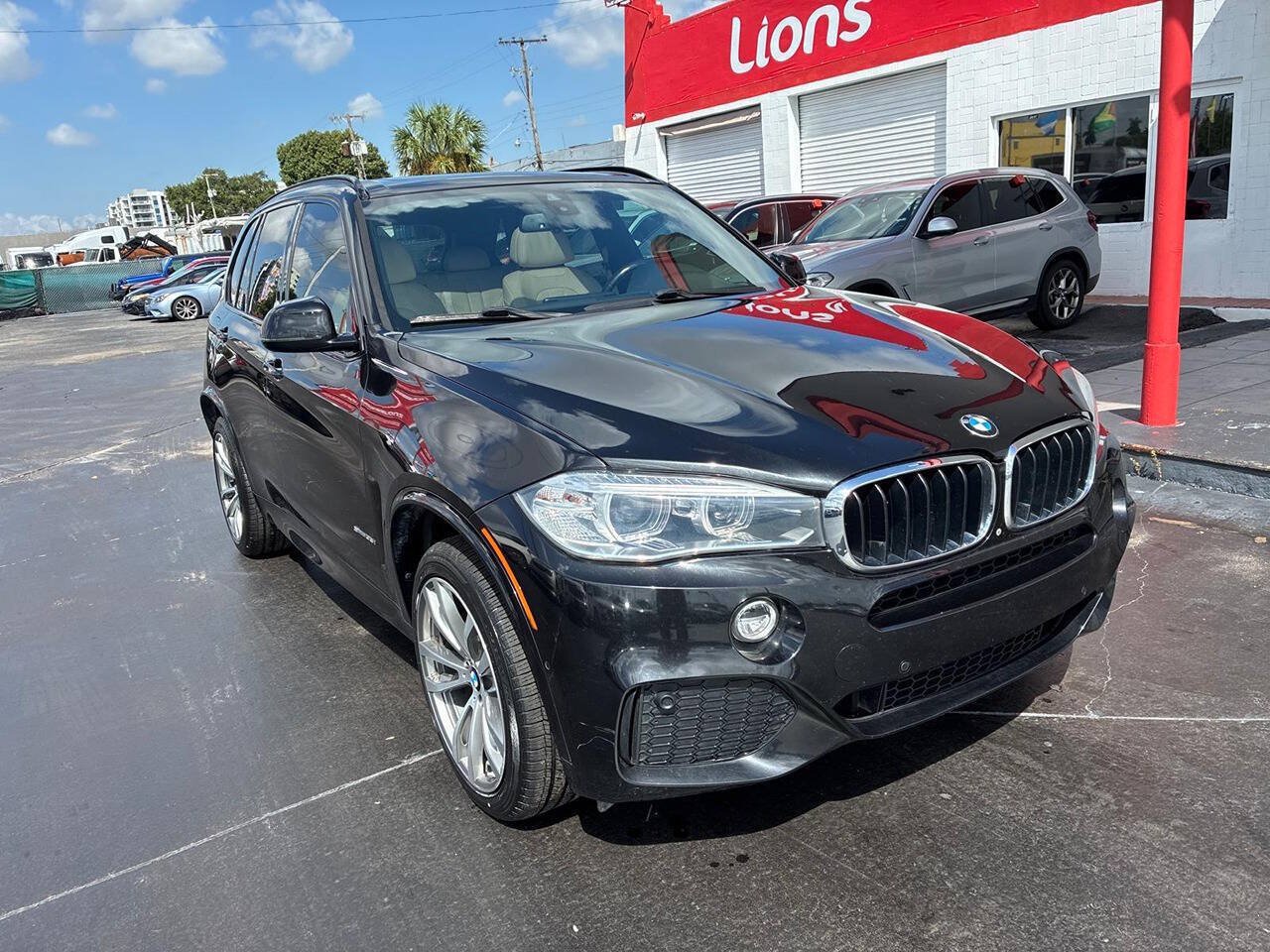 Used 2018 BMW X5 sDrive35i w/ M Sport Package RWD image 4