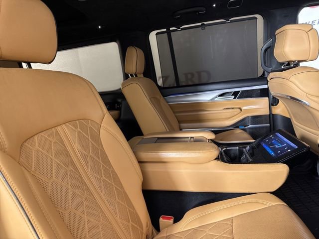 Used 2022 Jeep Grand Wagoneer Series III image 18