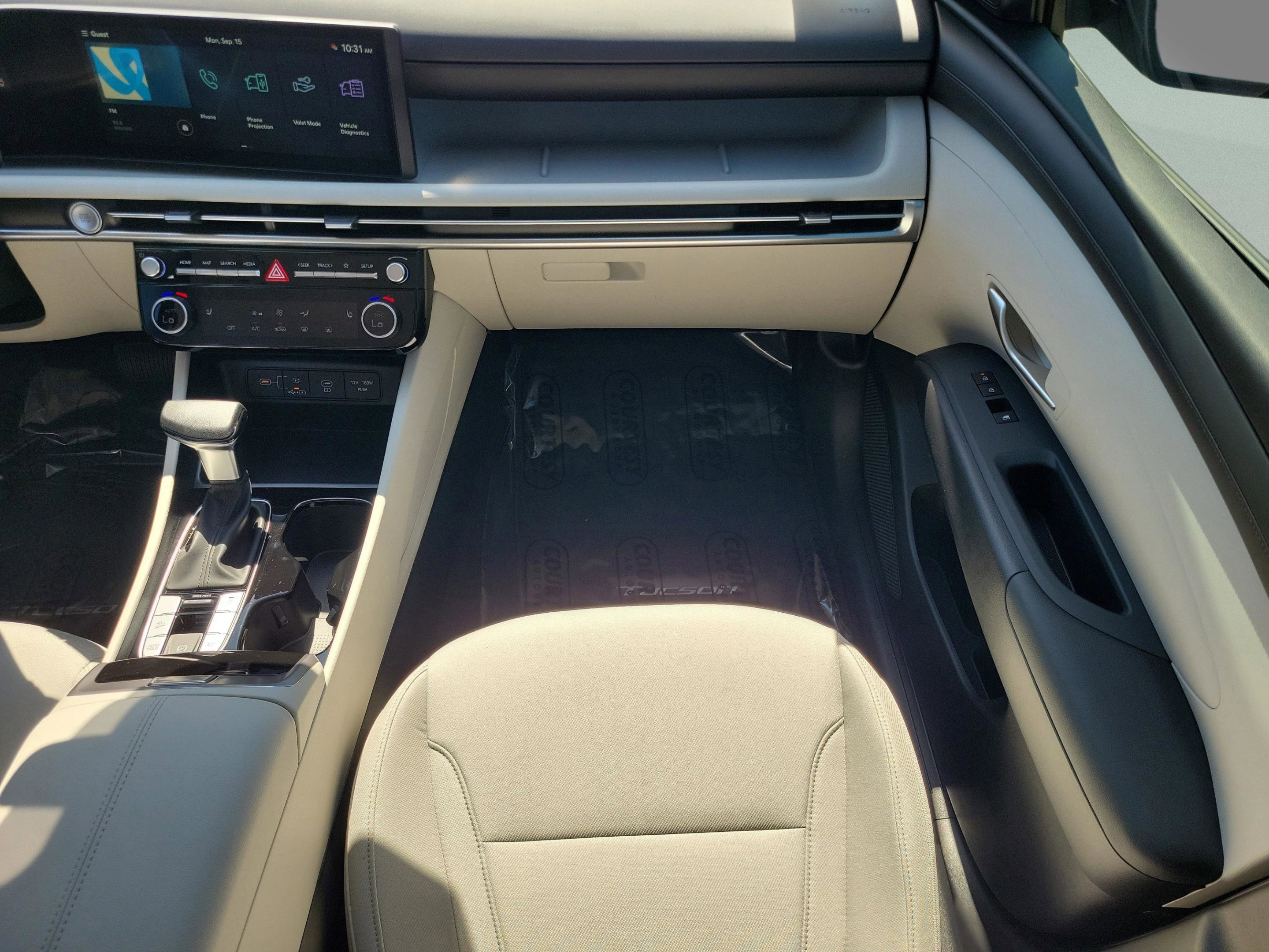 New 2026 Hyundai Tucson SEL image 17