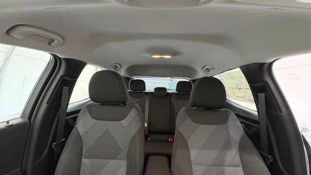 New 2027 Chevrolet Bolt LT w/ Comfort Package FWD image 29
