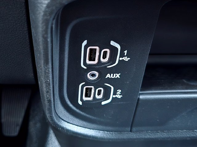 New 2026 RAM 3500 Big Horn AWD/4WD image 17