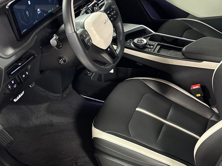 New 2026 Kia EV6 GT-Line AWD/4WD image 3