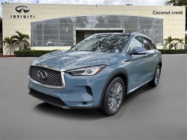 Certified 2025 INFINITI QX50 Luxe image 2