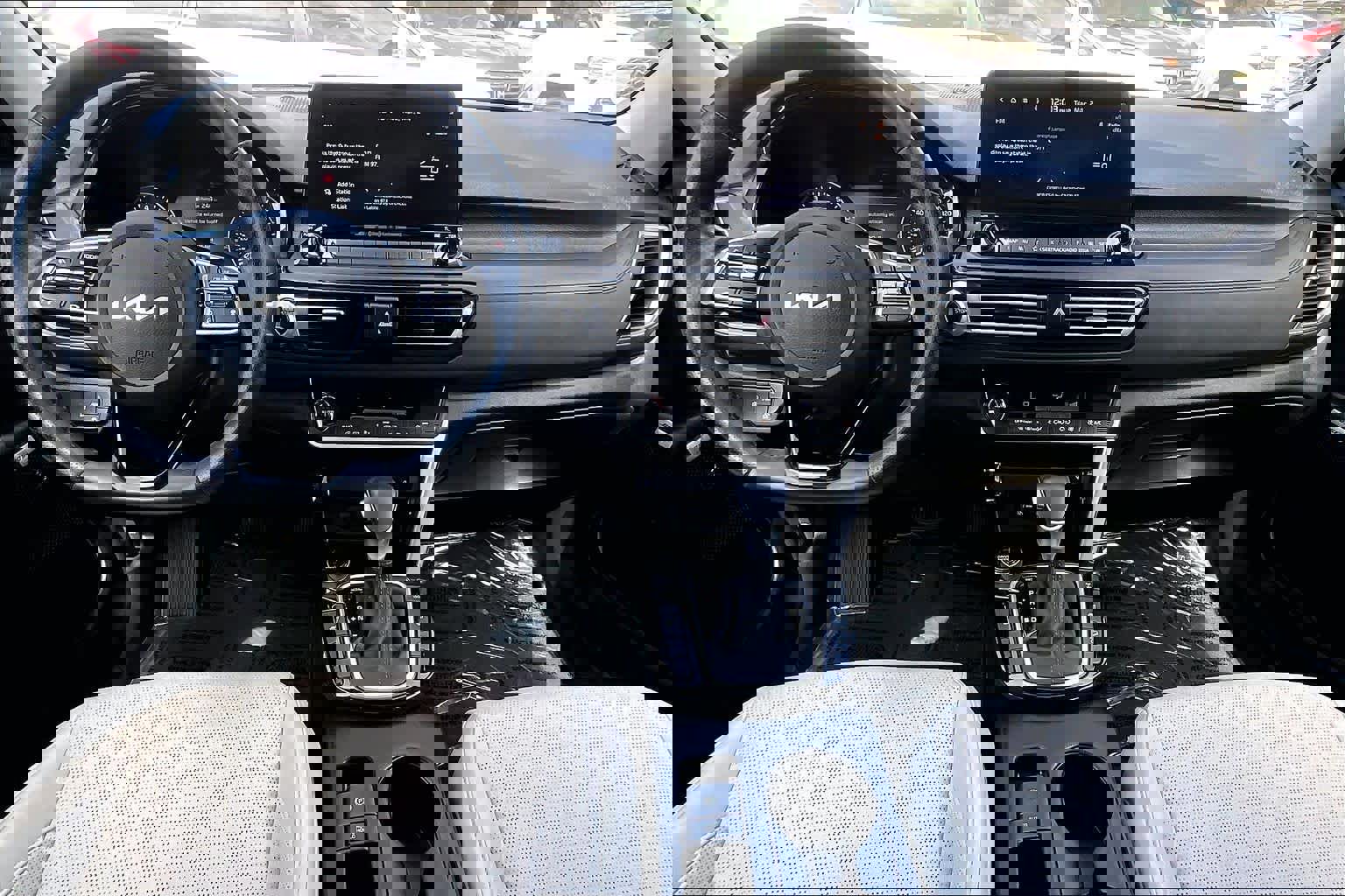 Used 2023 Kia Seltos SX image 15