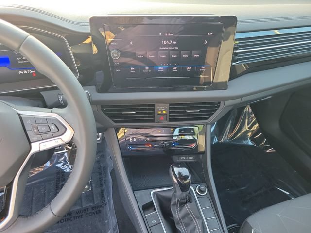 Certified 2026 Volkswagen Jetta Sport FWD image 21
