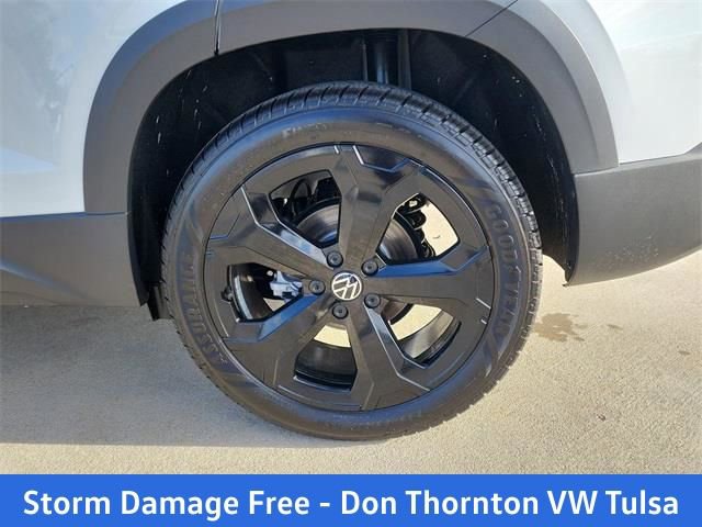 New 2026 Volkswagen Taos SE AWD/4WD image 27