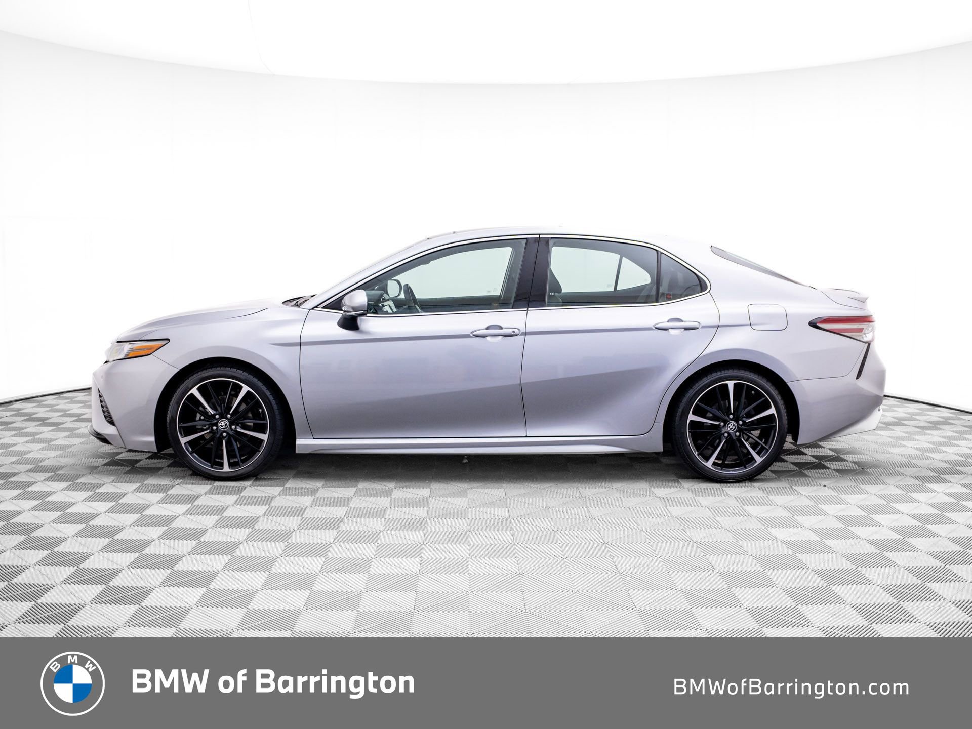 Used 2018 Toyota Camry XSE video 2