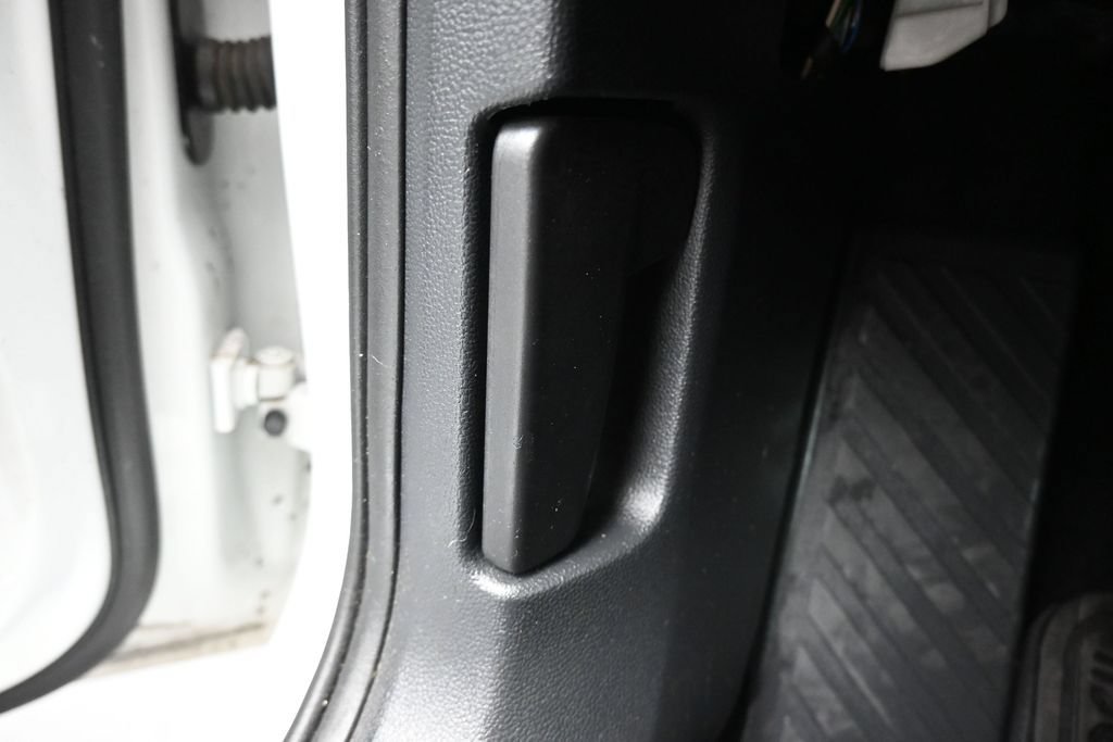 Used 2019 Volkswagen Jetta R-Line w/ R-Line Cold Weather Package FWD image 26