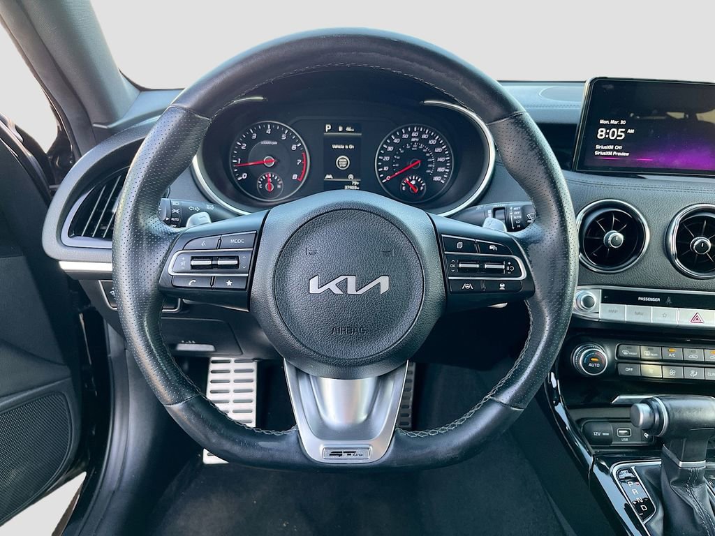 Used 2023 Kia Stinger GT-Line w/ Sun & Sound Package image 11