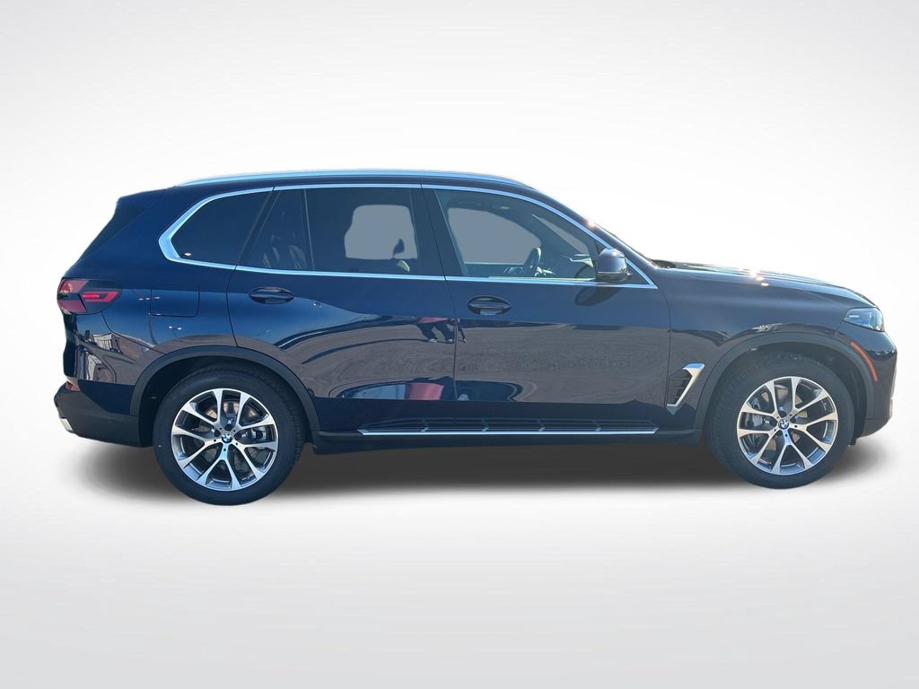 New 2026 BMW X5 xDrive40i AWD/4WD image 2