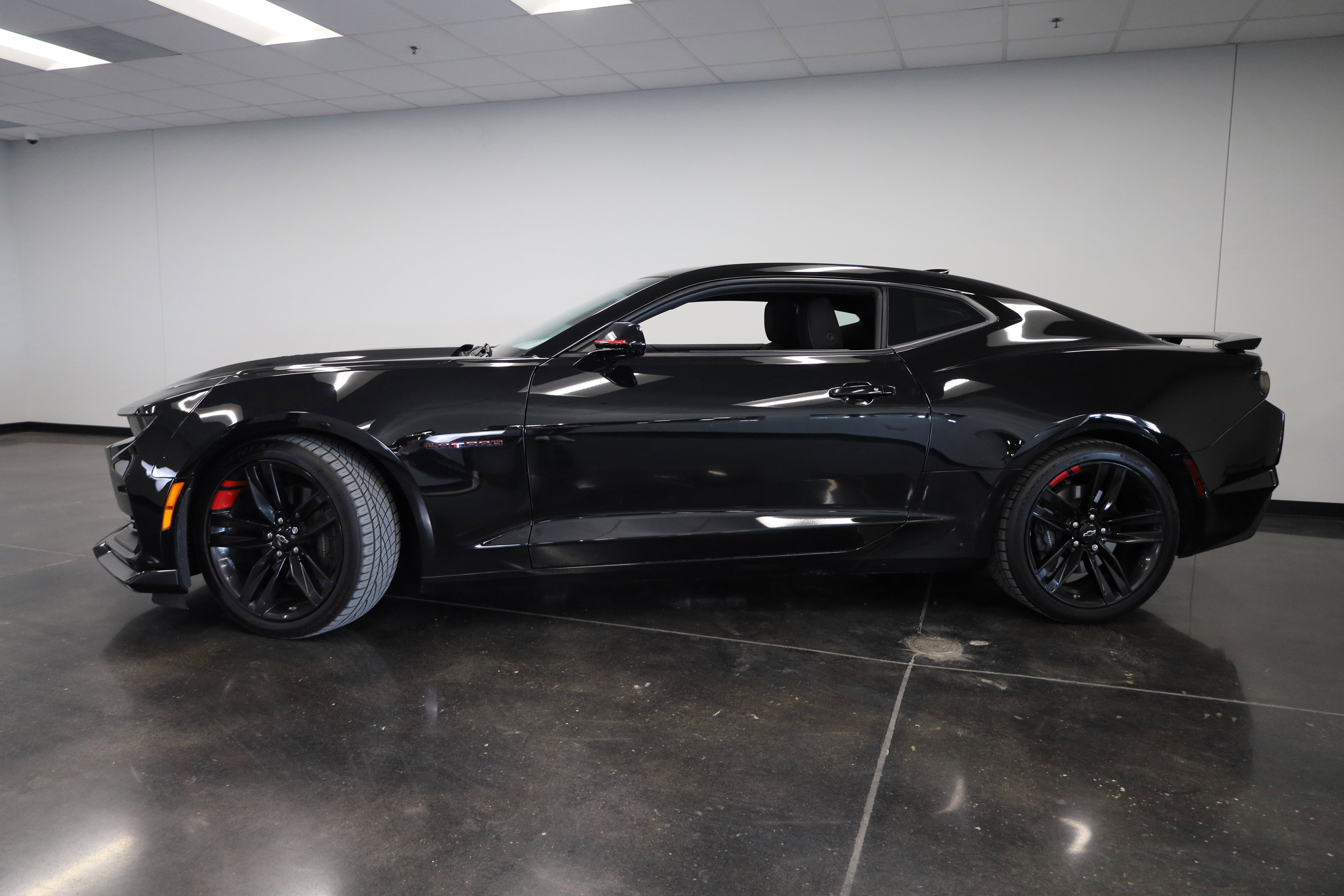 Used 2022 Chevrolet Camaro SS w/ Redline Edition image 5