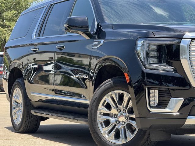 Used 2024 GMC Yukon XL Denali w/ Max Trailering Package AWD/4WD image 3