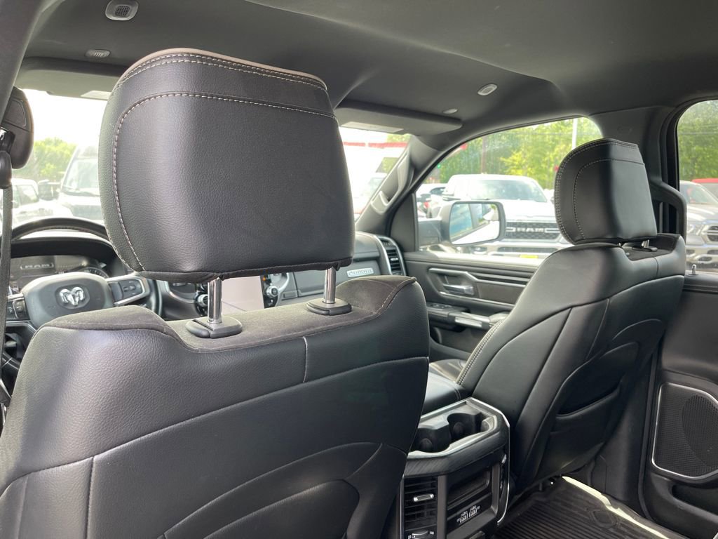 Used 2023 RAM 1500 Laramie AWD/4WD image 7