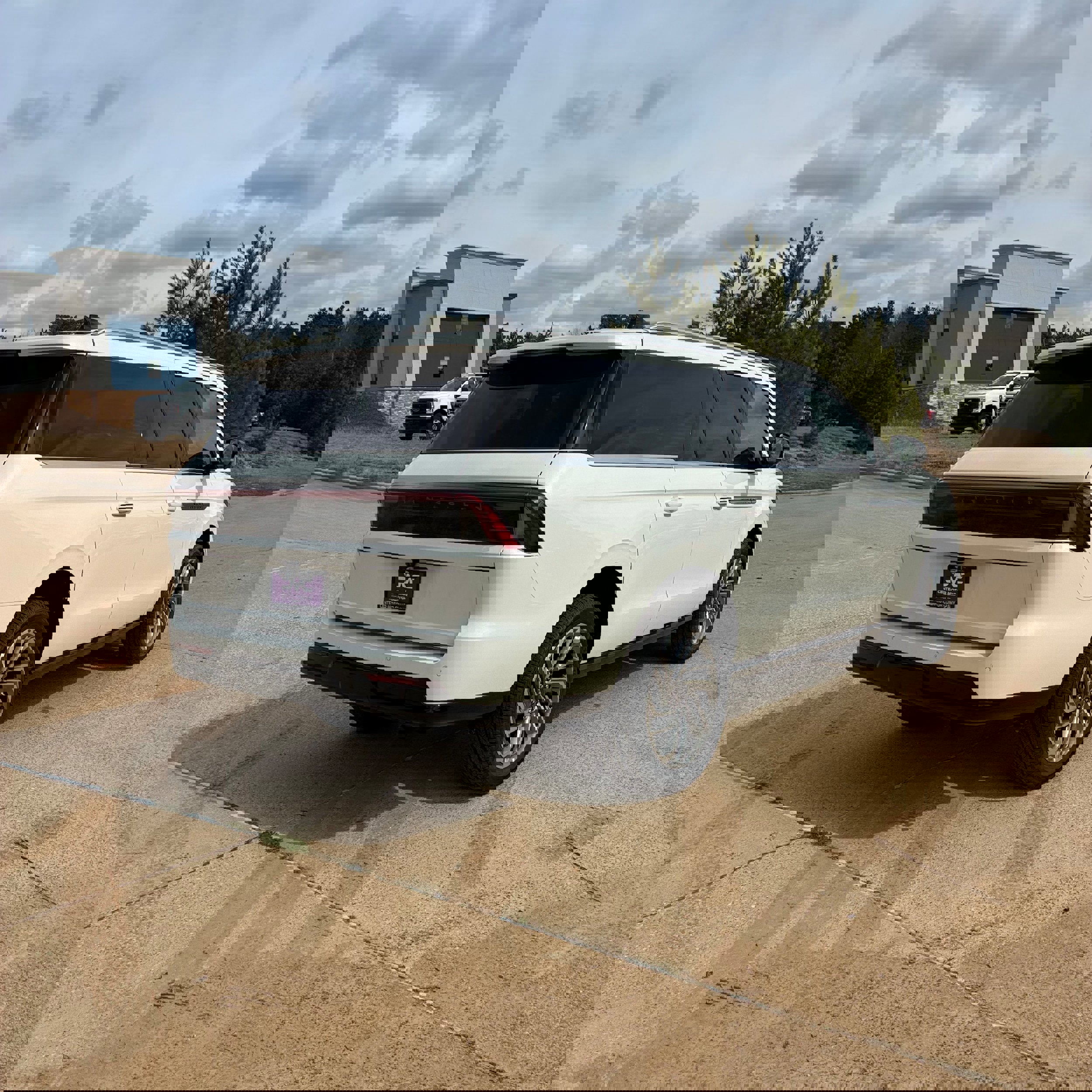 New 2025 Lincoln Navigator L Reserve image 35