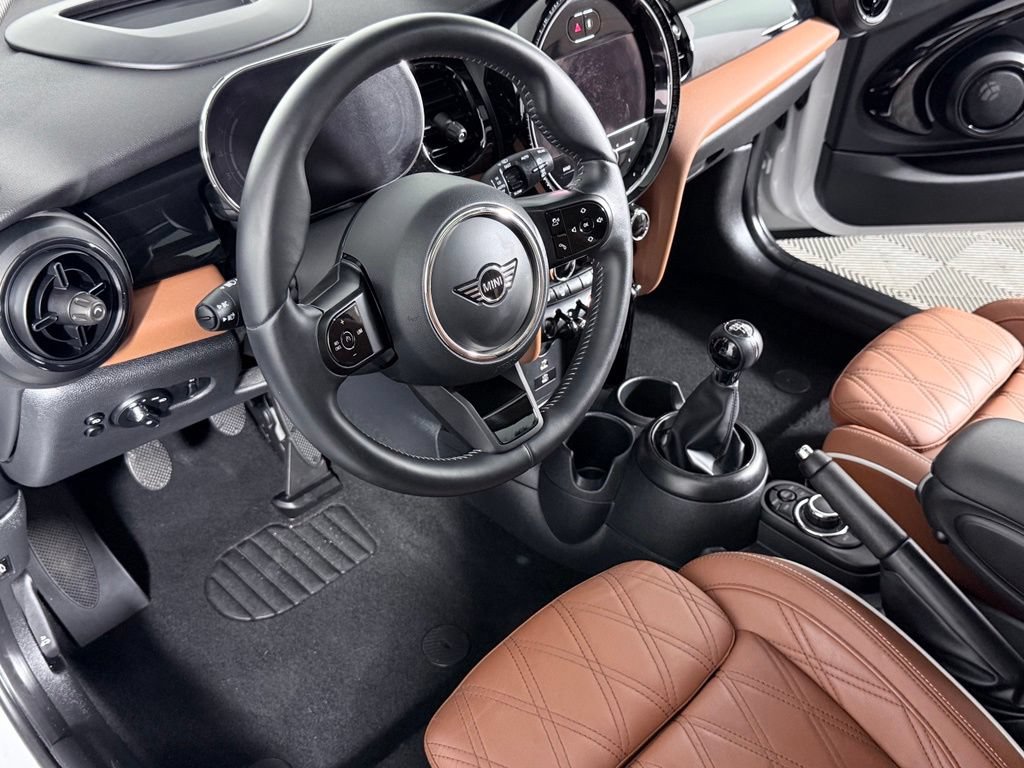 Used 2024 MINI Cooper S FWD image 12