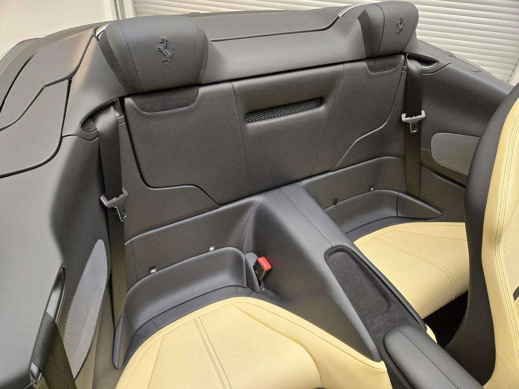 Used 2024 Ferrari Roma Spider RWD image 24