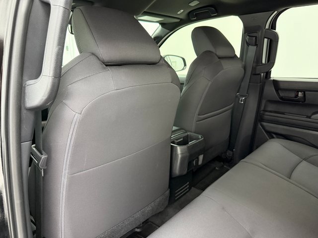 Used 2025 Toyota Tacoma SR5 w/ SR5 Upgrade Package image 31