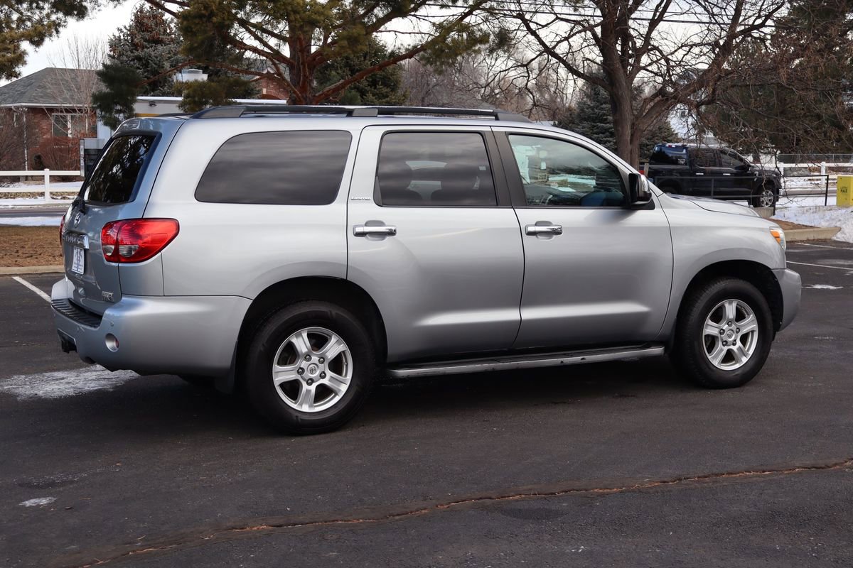 Used 2008 Toyota Sequoia Limited AWD/4WD image 4