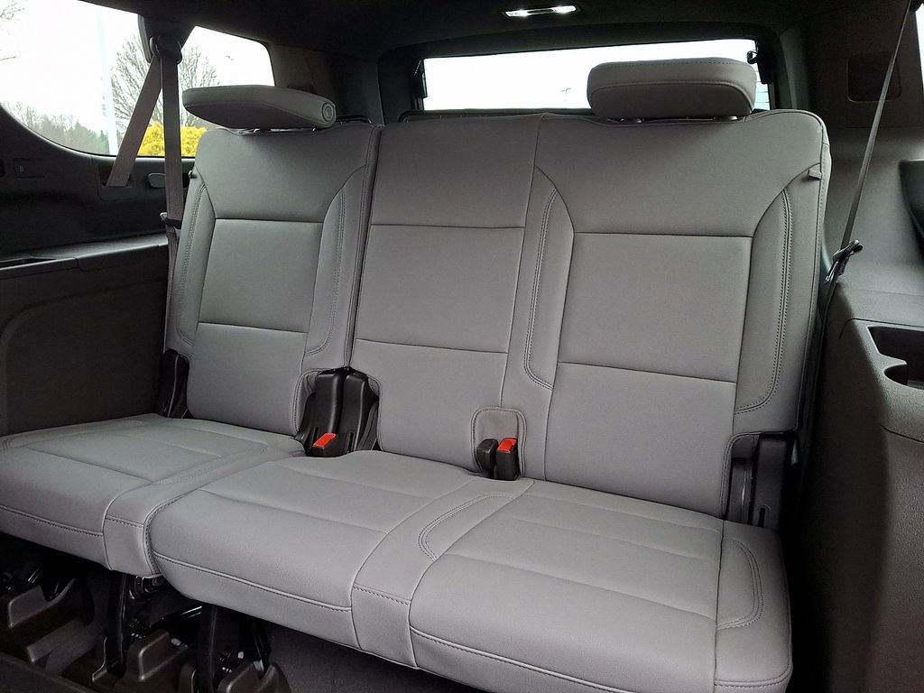 New 2026 Chevrolet Suburban LT w/ Comfort Package image 7