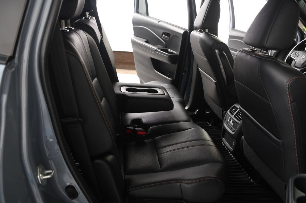 Used 2022 Honda Pilot TrailSport image 37