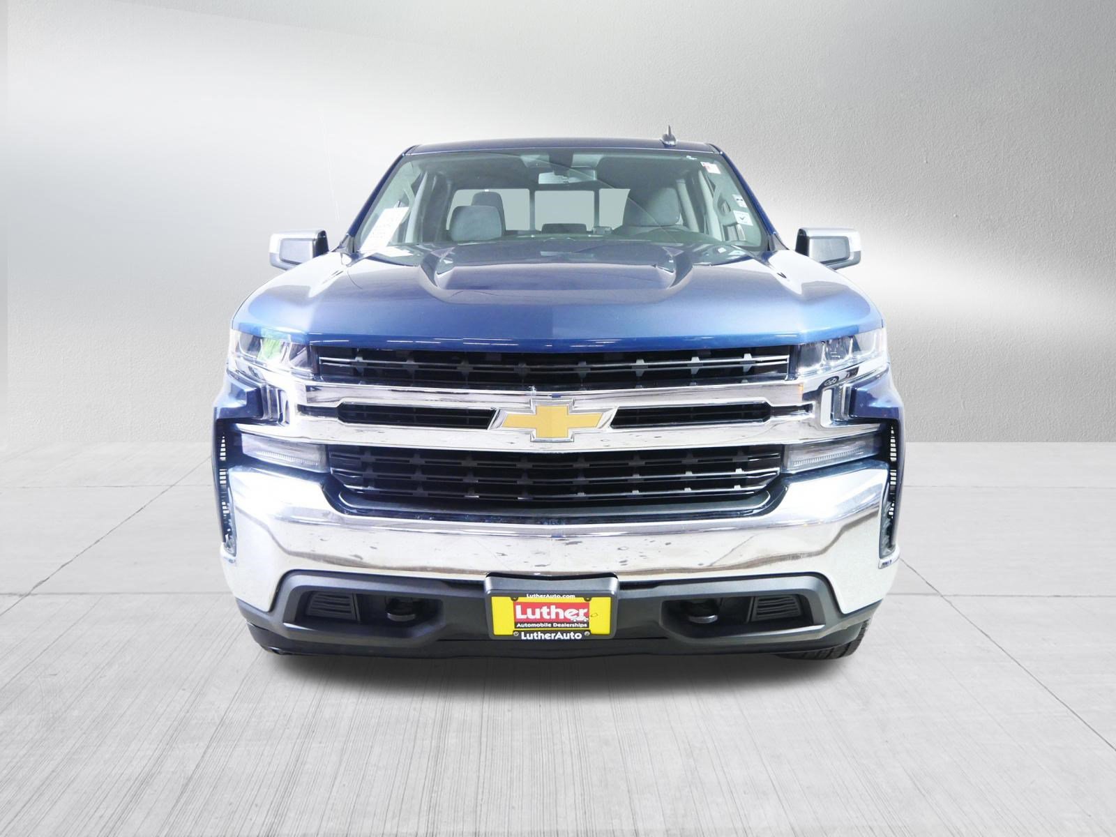 Used 2019 Chevrolet Silverado 1500 LT w/ All-Star Edition AWD/4WD image 2